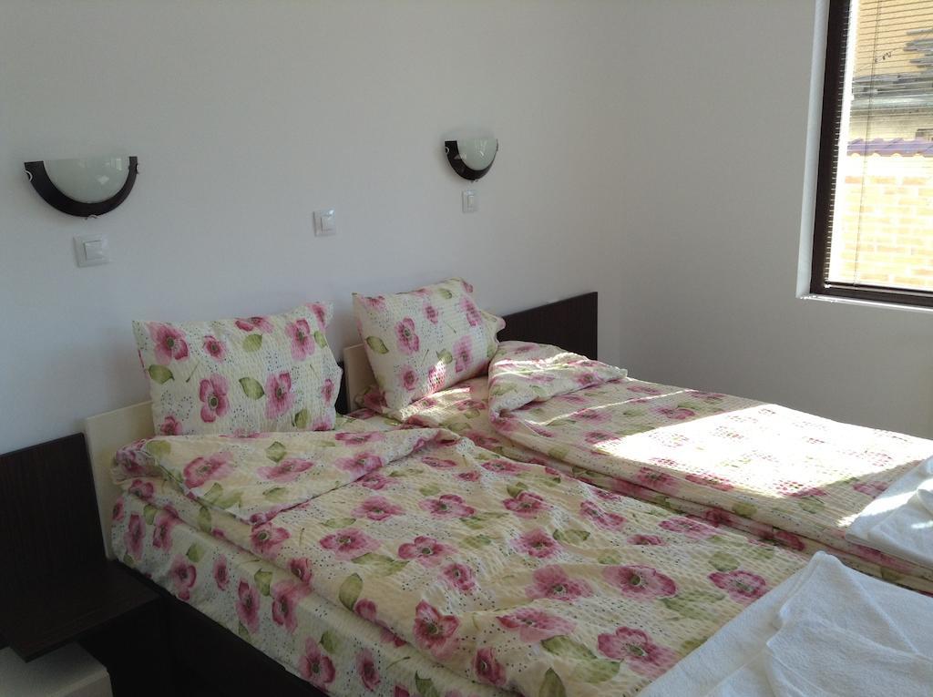 Guest House Luchi Varsjets Rom bilde