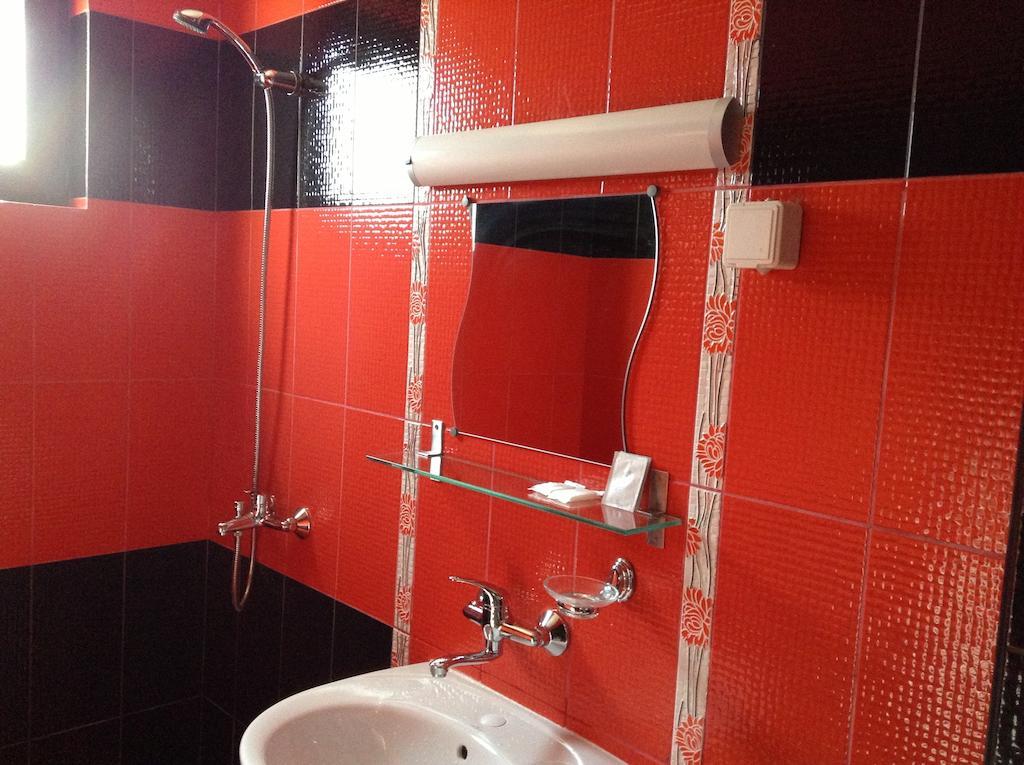Guest House Luchi Varsjets Rom bilde